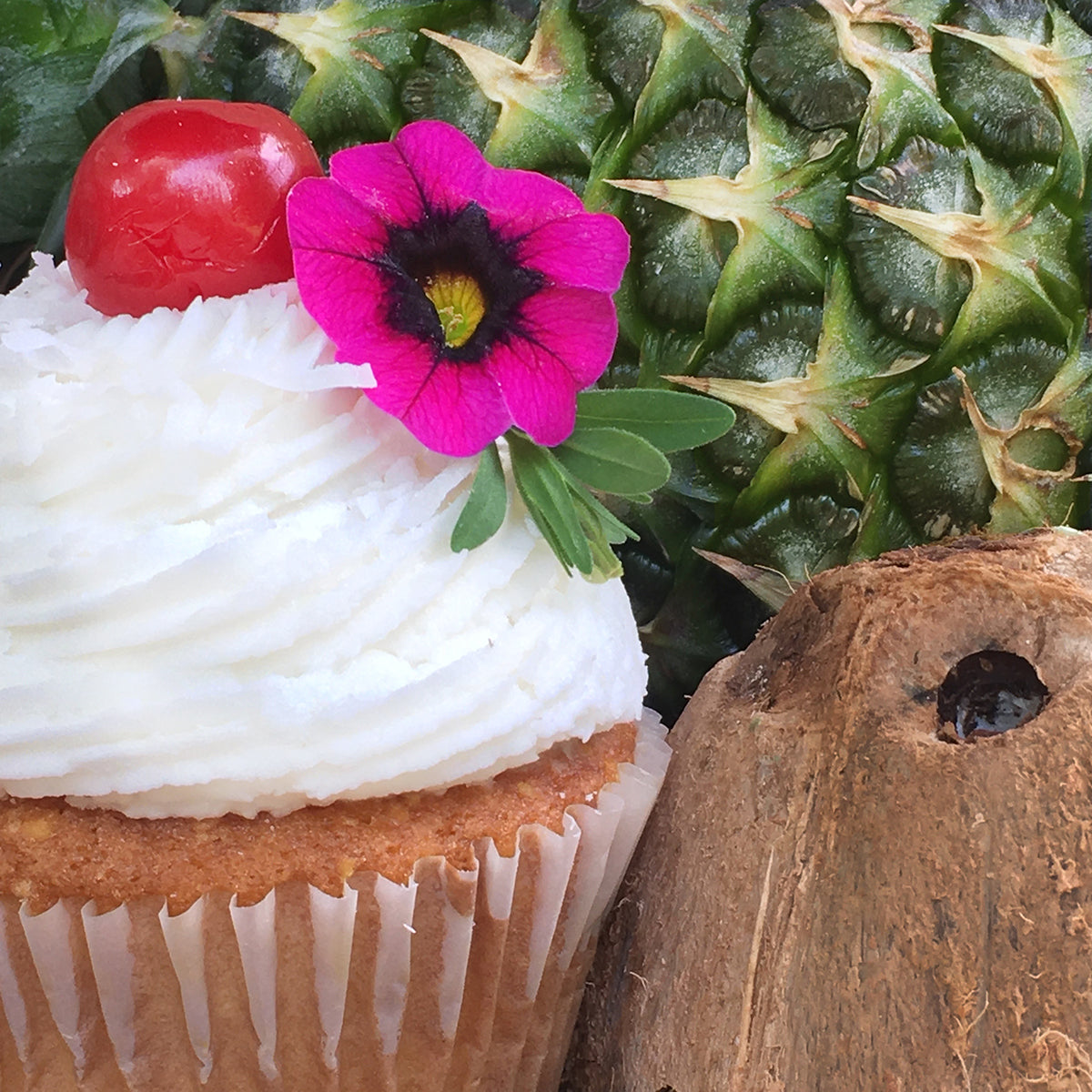 Piña Colada Cupcake